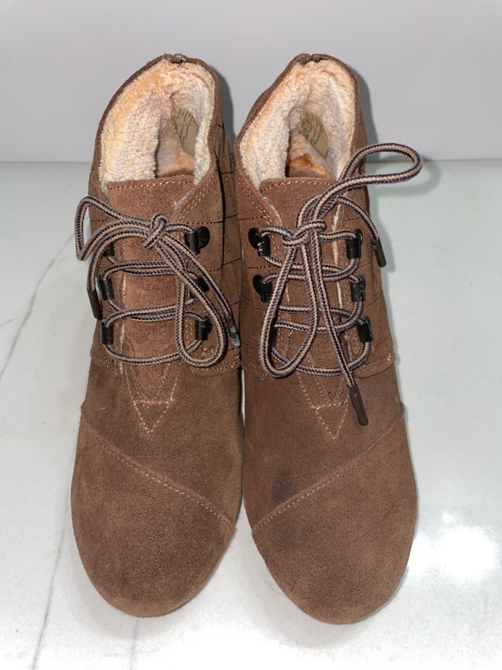 Toms Brown Faux Shearling-Lined Suede Tie On Ankle Booties Women’s Size 7